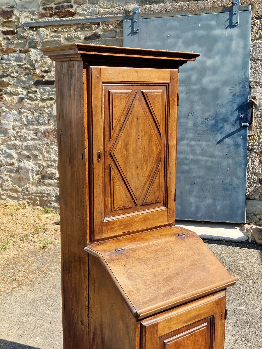 Late 17th-century Walnut Oratory Chair With Diamond-shaped Finials-photo-3