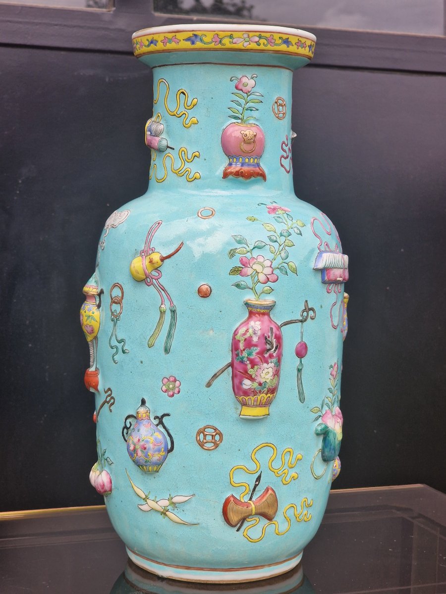Chinese Porcelain Vase With Relief Depictions Of Antiquities On A Turquoise Background, Guangxu Period, Qing Dynasty-photo-3