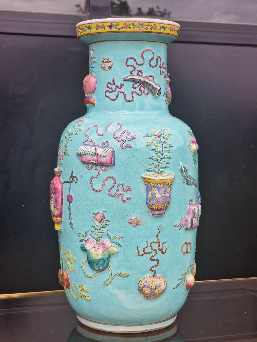 Chinese Porcelain Vase With Relief Depictions Of Antiquities On A Turquoise Background, Guangxu Period, Qing Dynasty-photo-4