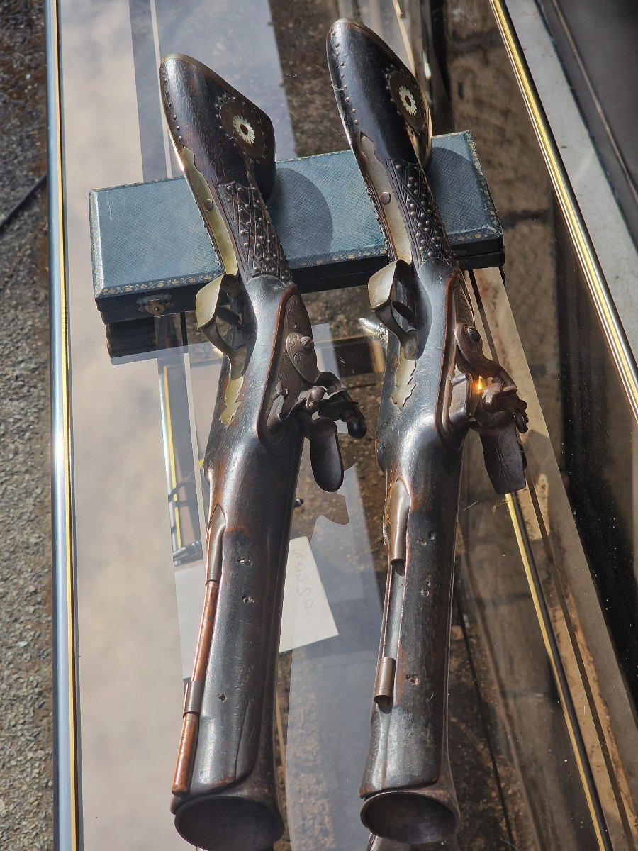 Pair Of Oriental Flintlock Blunderbusses With Silver-inlaid Barrels-photo-4