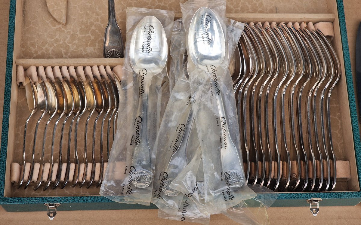 Christofle Silver-plated Tableware Set, "coquille Vendôme" Model, With Stainless Steel Knives-photo-2