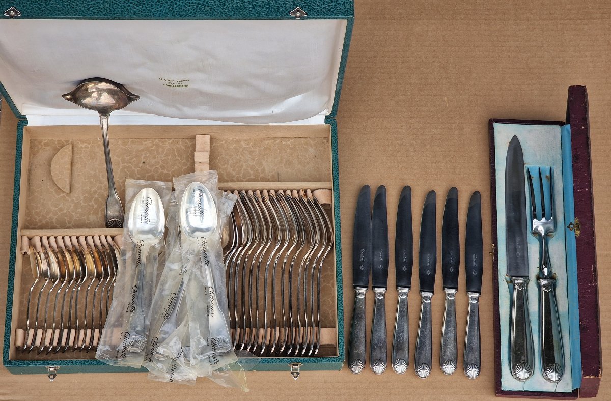 Christofle Silver-plated Tableware Set, "coquille Vendôme" Model, With Stainless Steel Knives
