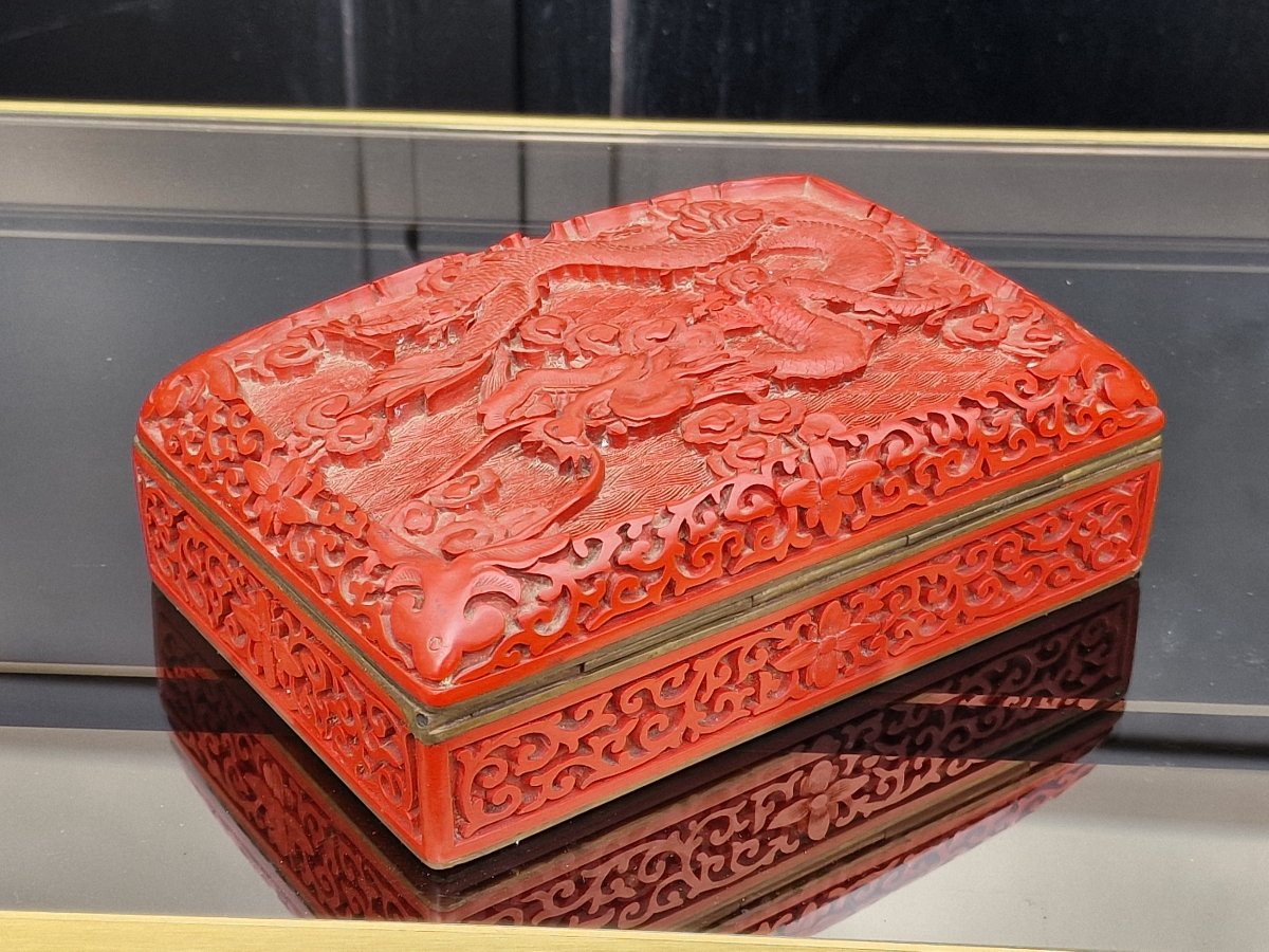 Chinese Box Made Of Cinnabar Lacquer, Decorated With A Five-clawed Imperial Dragon-photo-4