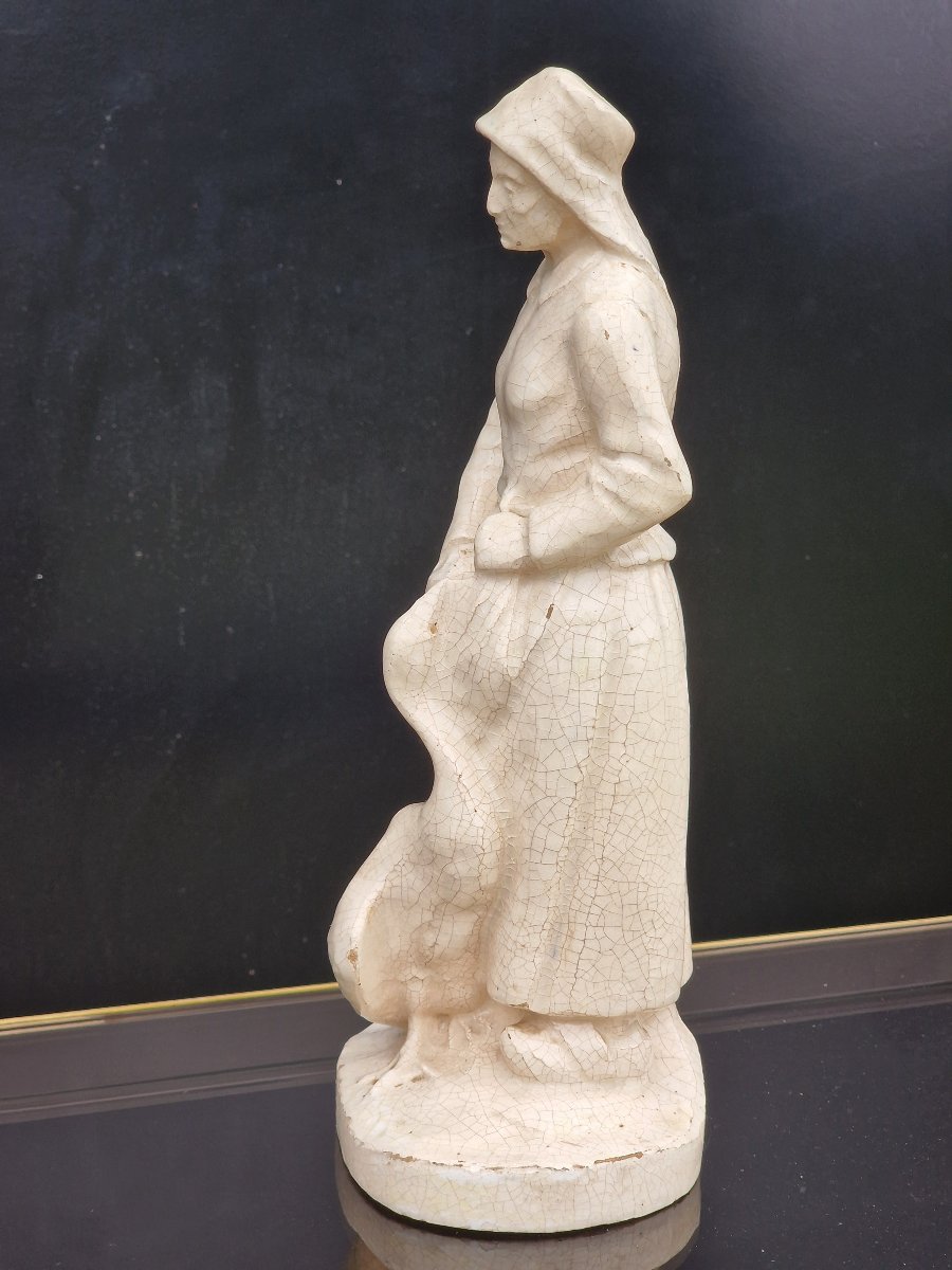 Crackled Ceramic Figurine Of A Peasant Woman With A Goose By Charles Virion (1865–1945)-photo-3