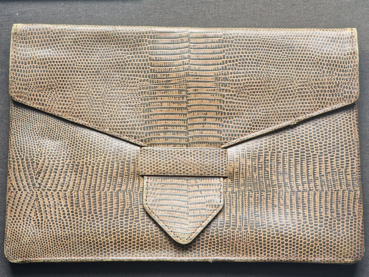 Pochette en lézard du maroquinier de luxe G.Desprez 191 rue Saint Honoré à Paris Coco Chanel-photo-2