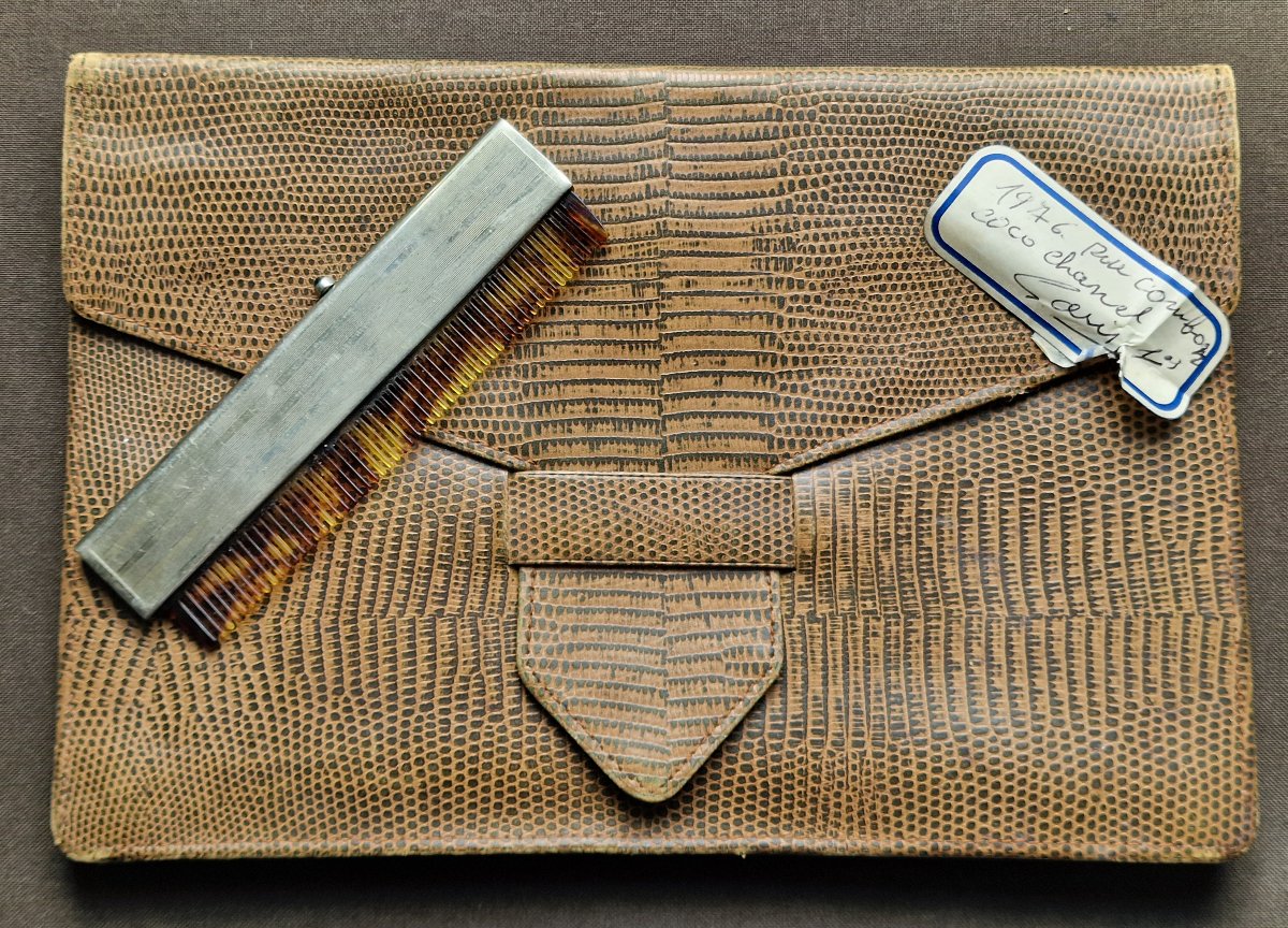 Pochette en lézard du maroquinier de luxe G.Desprez 191 rue Saint Honoré à Paris Coco Chanel
