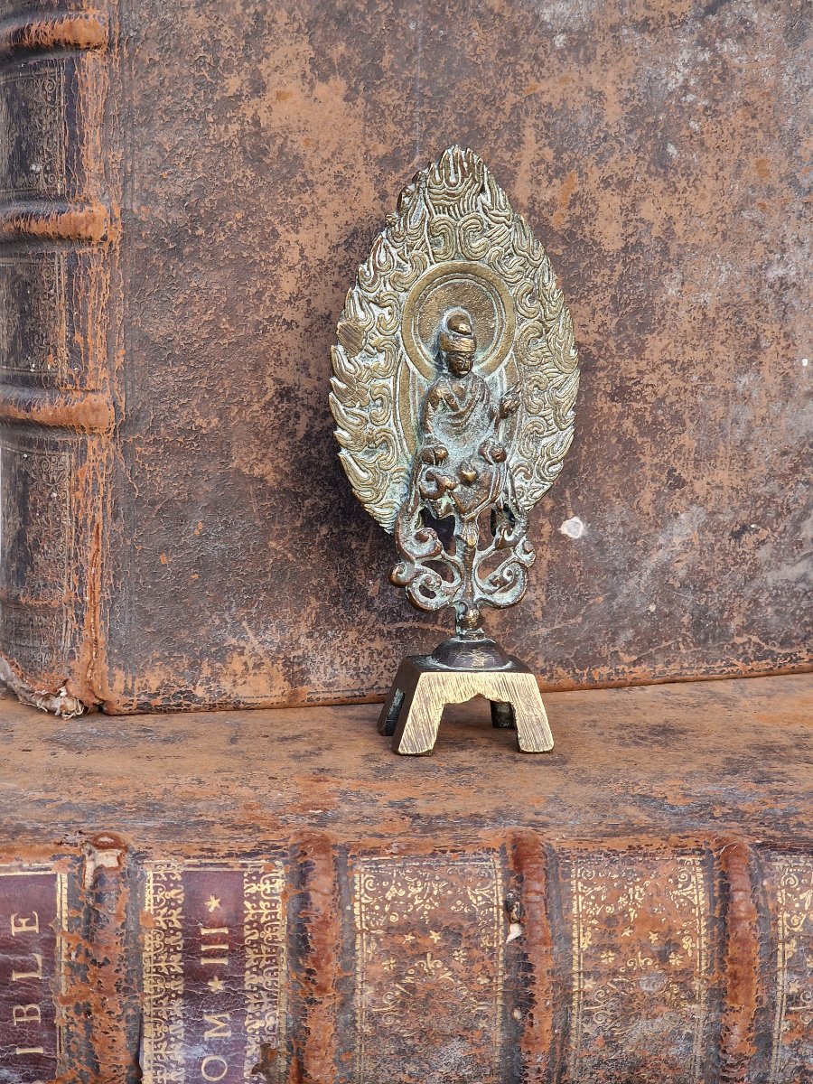 Statuette en bronze chinoise votive bouddhiste style de la dynastie Wei du nord  -photo-3