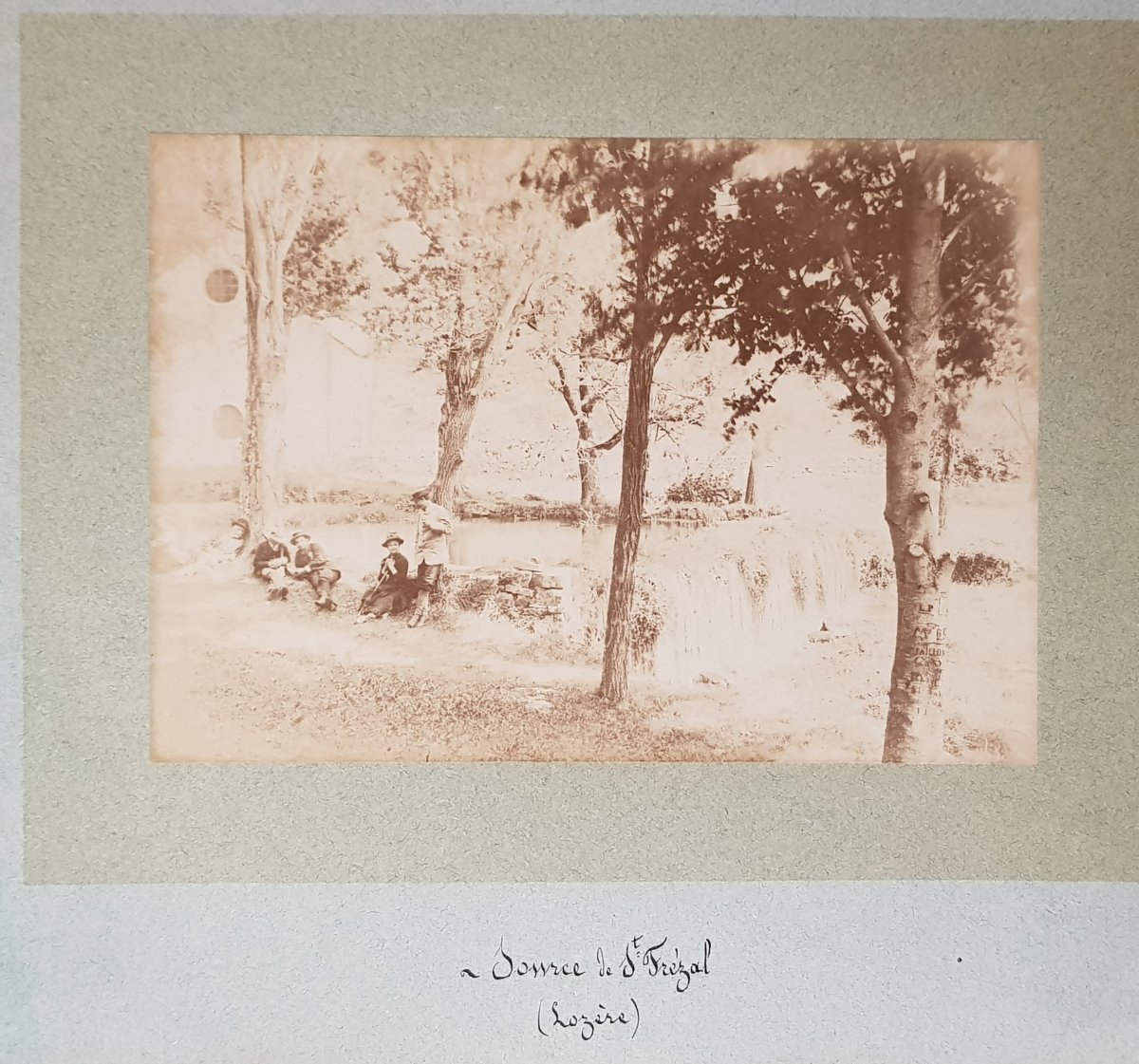 Recueil De Photographies N°3 De 1886 Auvergne,gévaudan Et Touraine -photo-2