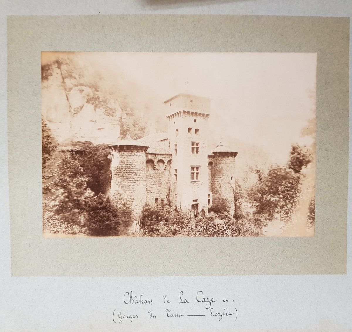 Collection Of Photographs N ° 3 From 1886 Auvergne, Gévaudan And Touraine-photo-6