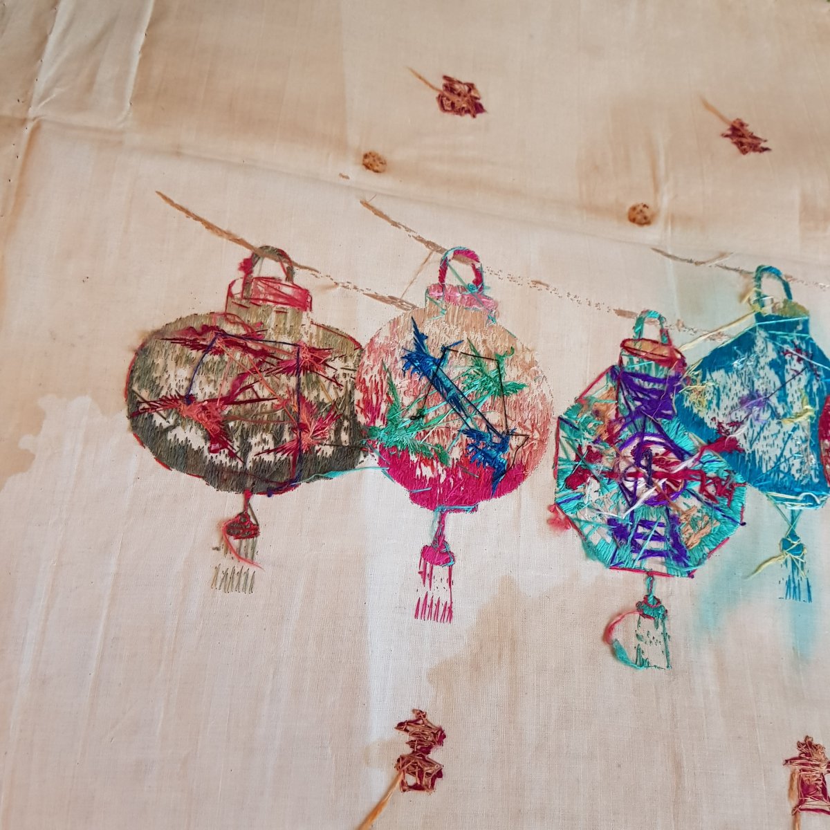 Chinese Embroidery Embroidered Panel With 7 Lanterns And Auspicious Symbols Qing Dynasty-photo-3
