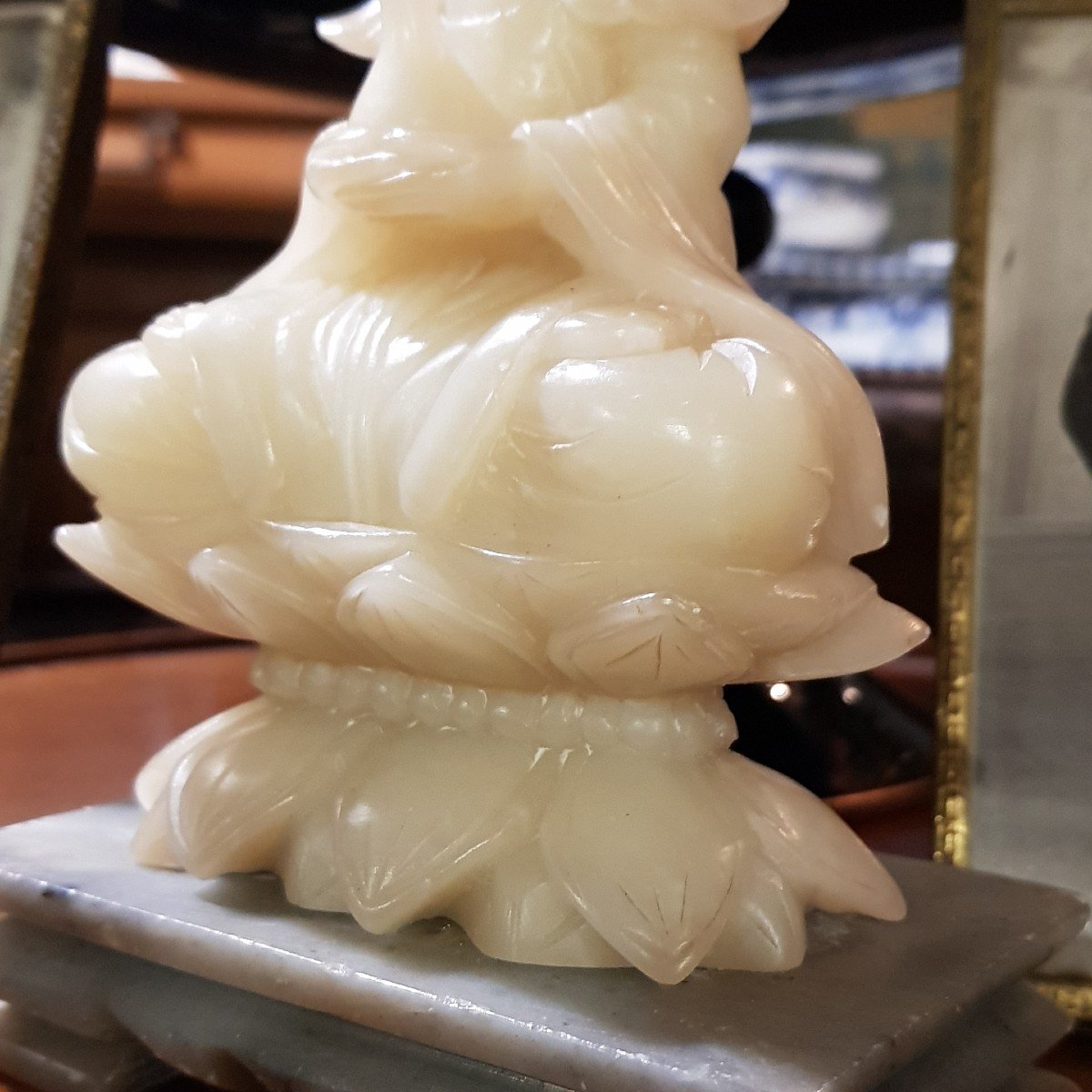 Guan Yin Lard Stone Or Soap Stone Qing Dynasty Buddha-photo-2
