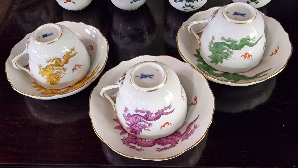 Lot De 3 Tasses Et Sous Tasse Modèle Ming Dragon De Meissen Rose Jaune Et Vert-photo-2