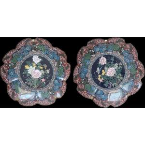 Pair Of Large Japanese Cloisonné Dishes Meiji Period (1868-1912) Japan