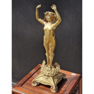 Grand pied de lampe en bronze art nouveau décor d'une nymphe nue style Raoul Larche