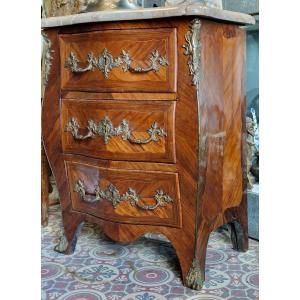 Small, Curved "entre Deux" Chest Of Drawers, Stamped By Josse Gosselin, 18th Century, With Marquetry