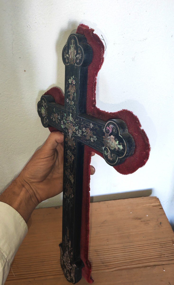Very Large Cross, Hongmu Inlaid, Mother Of Pearl & Abalone, Vietnam 19thc-photo-1