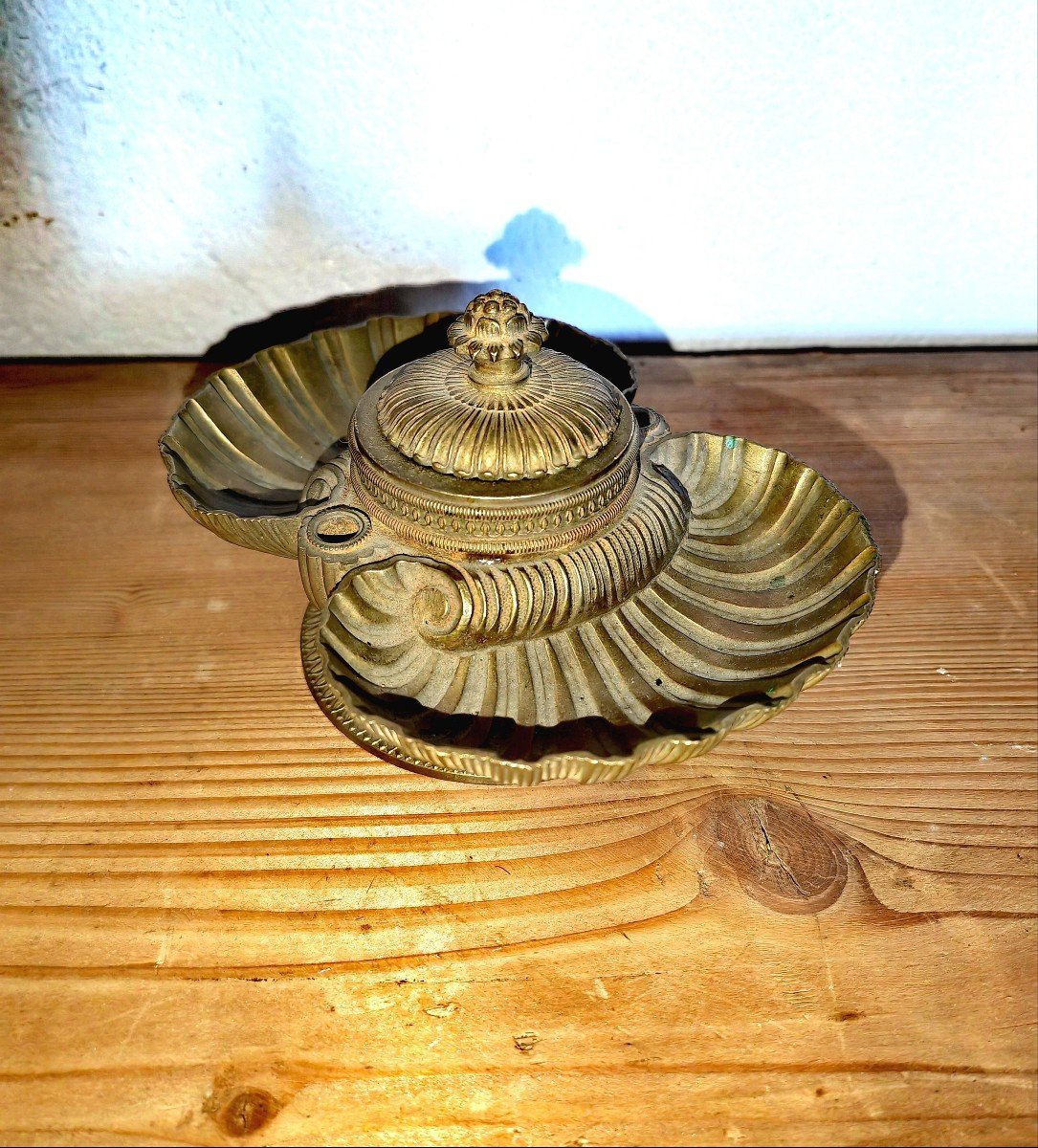 Beautiful Bronze Inkwell, Restoration Period, Double Shell, High Quality Early 19th Century