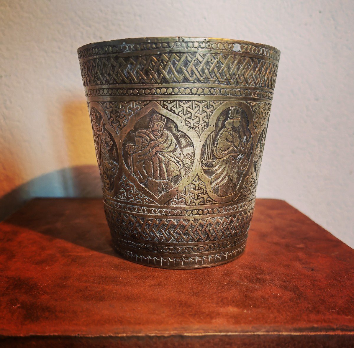 Beautiful Thick Goblet, Chiseled Bronze Or Brass, Characters In Medallions, Iran-syria, 19th Century