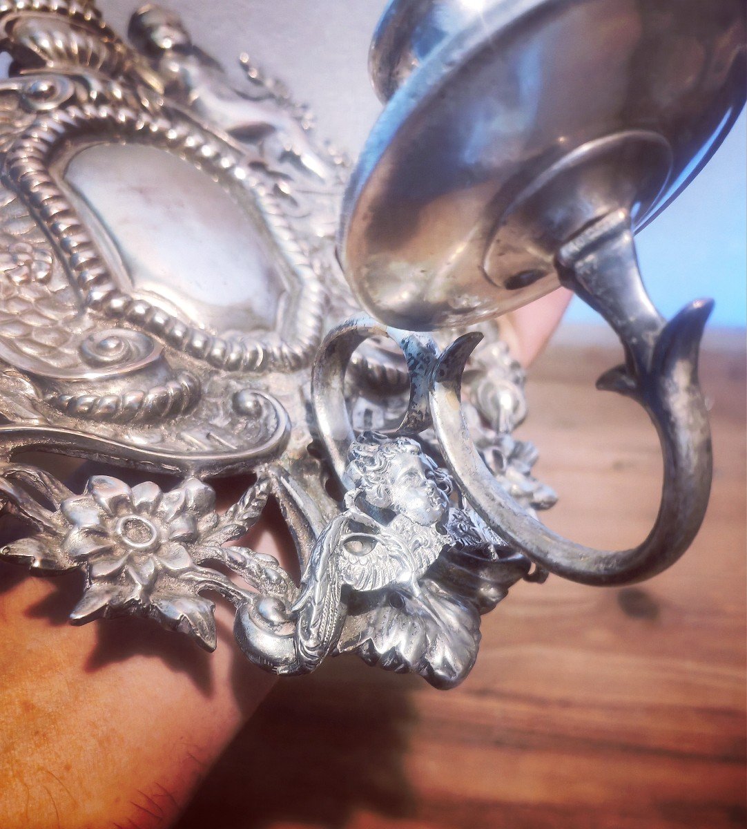 Beau Bougeoir d'Applique Ou Réflecteur, Bronze Argenté, Amours, XIXe Siècle Ou Avant -photo-3