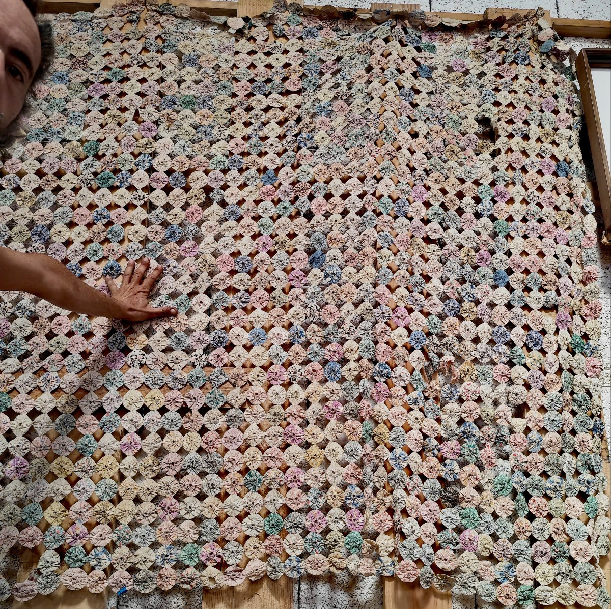 Large Bedspread, Reclaimed Fabric, Yo-yo Quilt, Usa, Circa 1929-1950's-photo-4