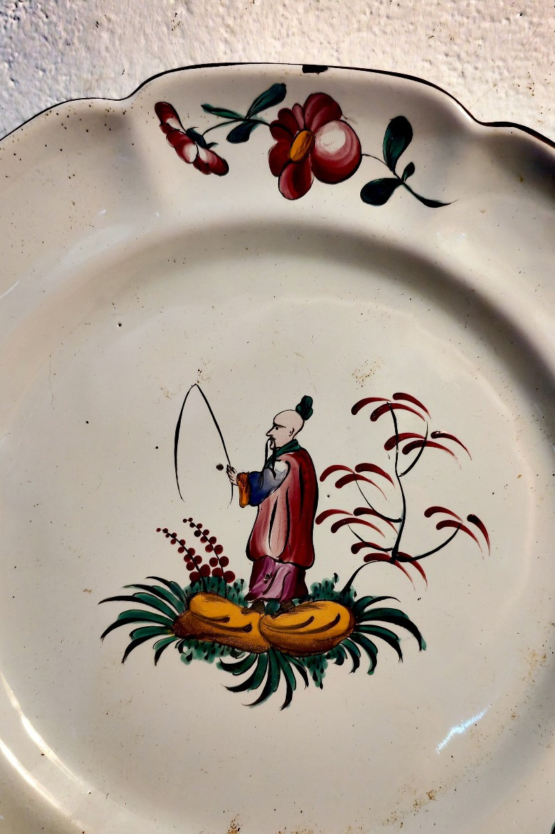 Beautiful Strasbourg Earthenware Plate, Les Islettes Factory, 18th Century Chinese Decor -photo-3