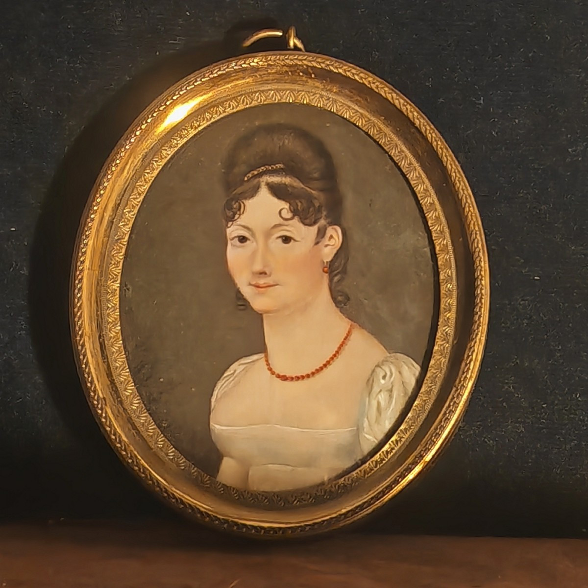 Fine Oval Miniature Painting, Young Woman, Empire Clothing, Early 19th Century -photo-2