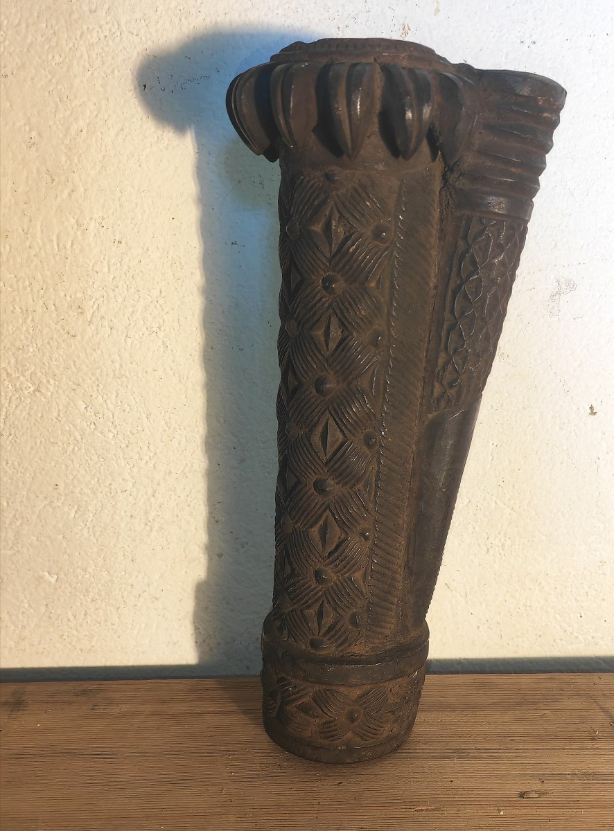 Important Fourneau de Pipe à Tabac en Terre Cuite, Cameroun, Décor Araignées, XXe Siècle -photo-2