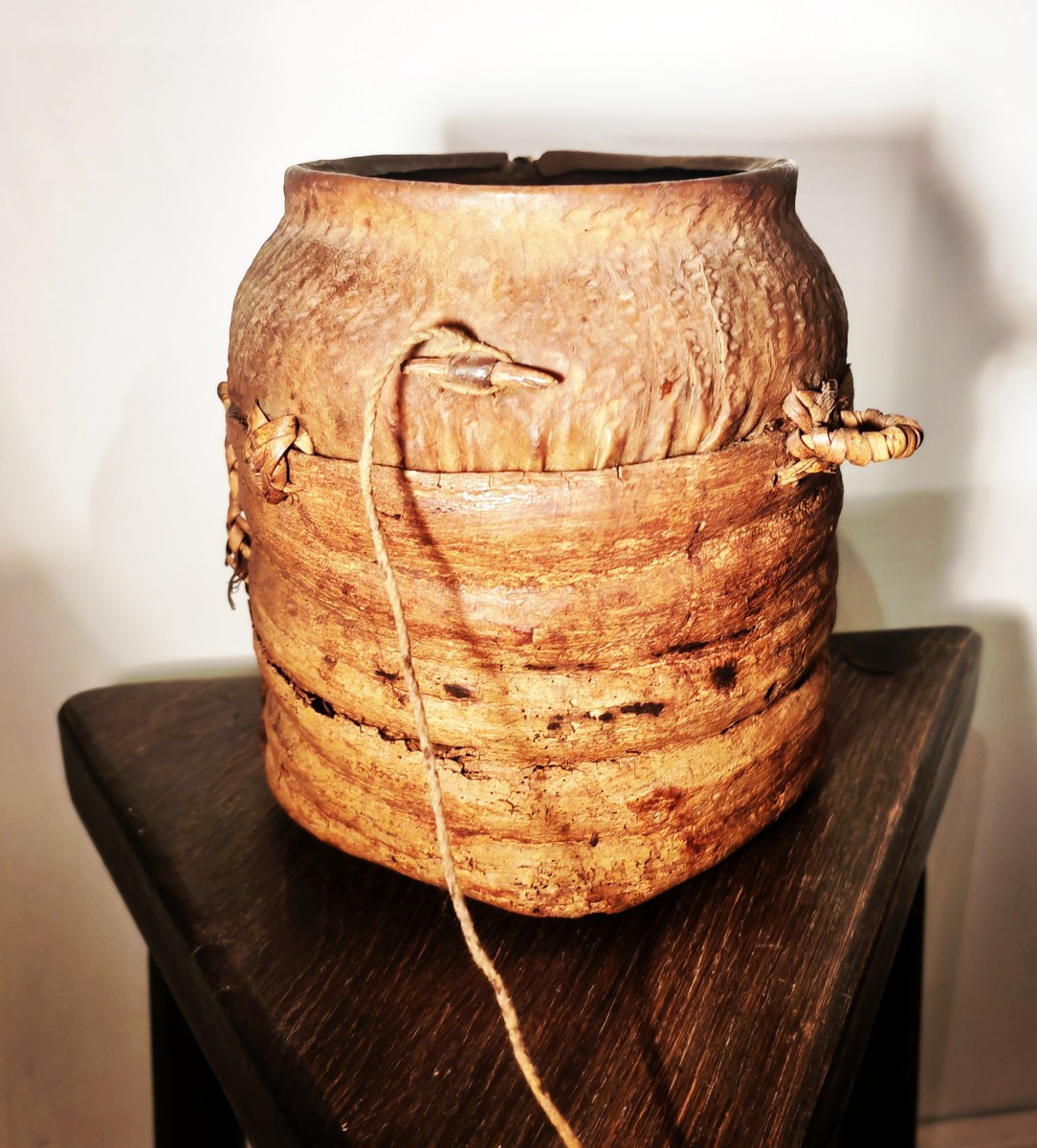 Rare Oracle à Souris, Terre Cuite, Peau, Écorce et Vannerie, Afrique Début XXe ou avant -photo-4
