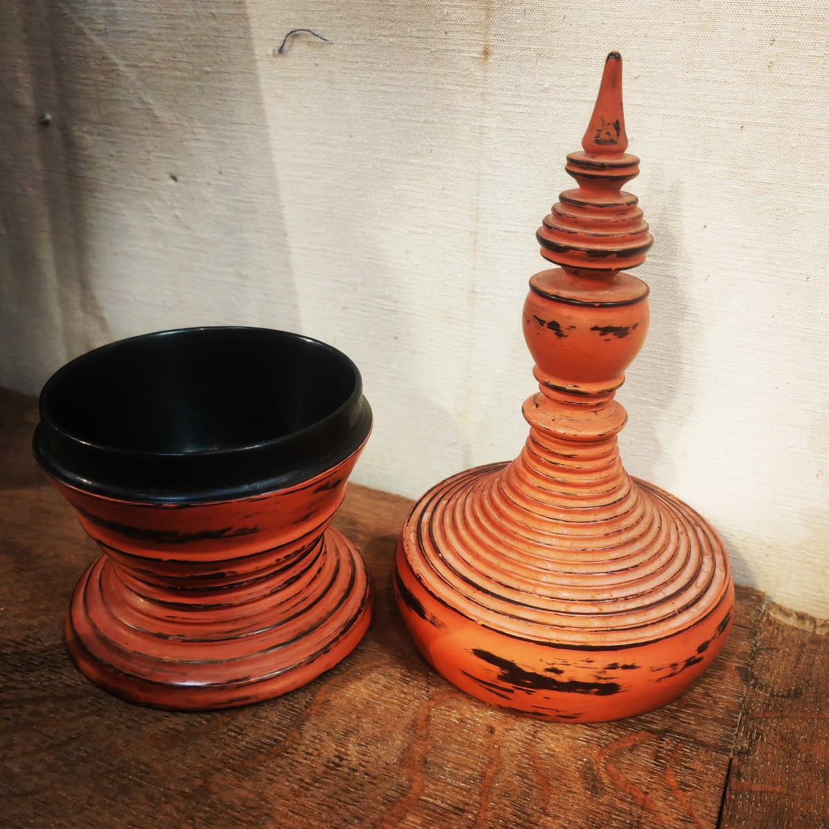 Jolie Boîte à Offrande de Forme Stupa, Laque Noir et Rouge, Birmanie  XiXe siècle -photo-4