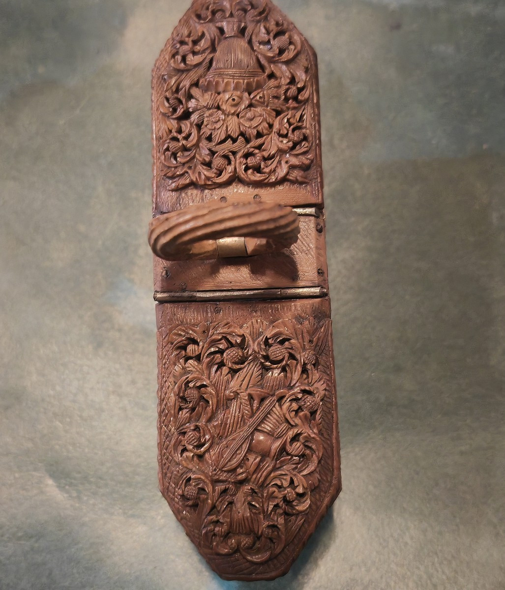 Rare Double Fly Box, Carved Corozo Nut, Integrated Mirrors, Folk Art, Circa 1820-photo-2