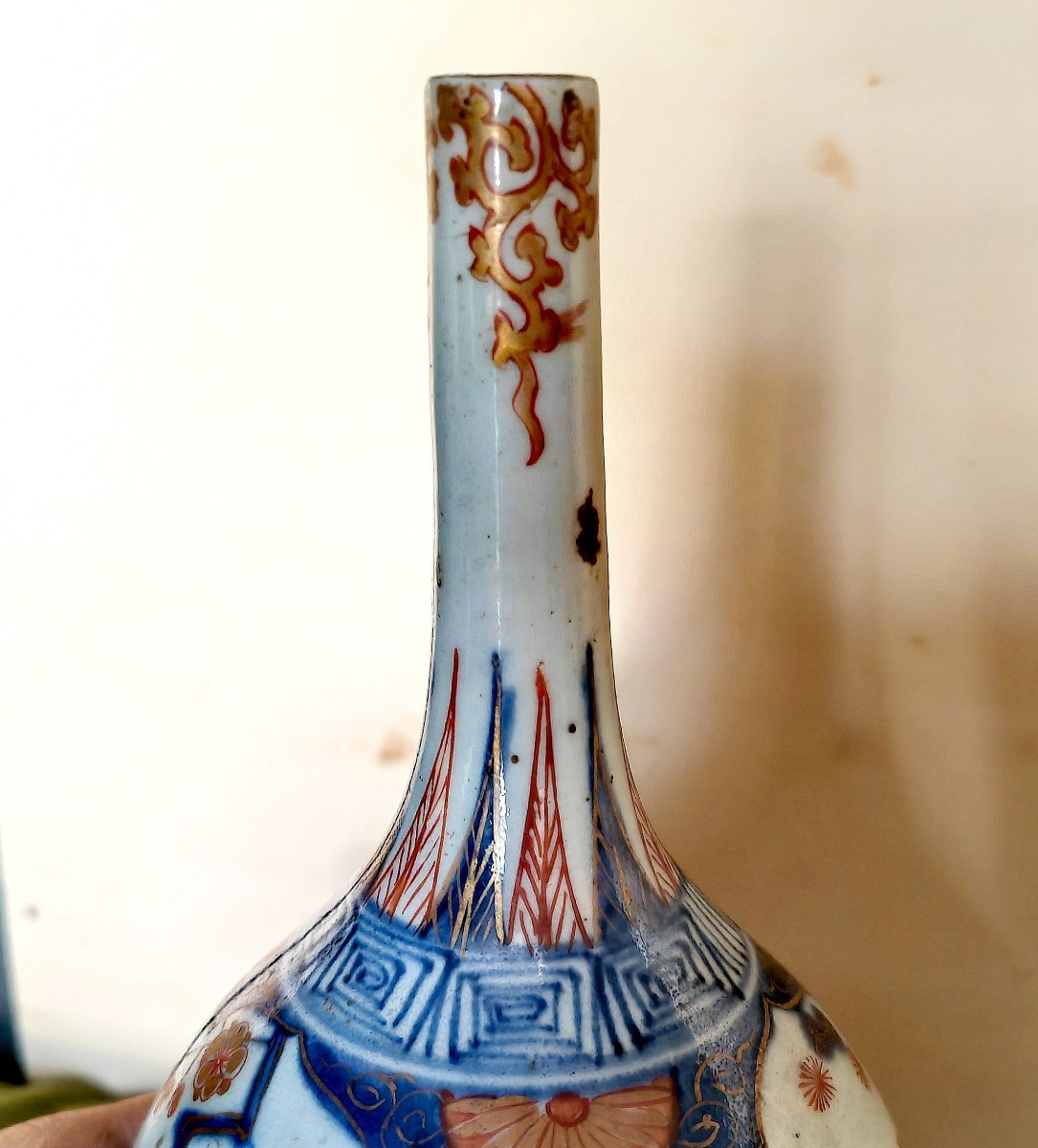 Rare Paire de Vases, Forme Bouteille, Porcelaine Arita, Imari 3 Amis, Japon Edo Circa 1720s-photo-4