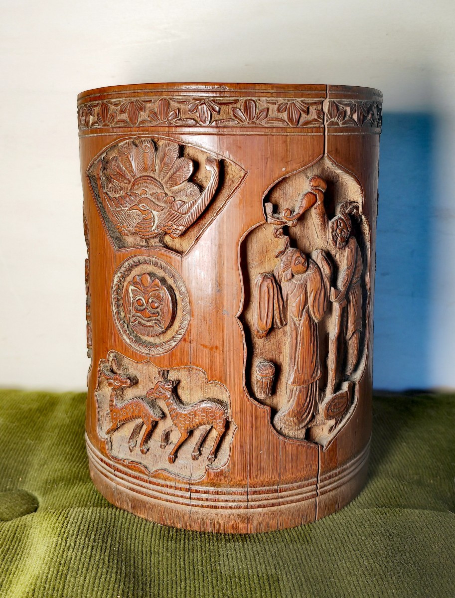 Important Pot à Pinceaux, Bitong, Bambou Sculpté, Haut Relief, Canton Chine XiXe siècle -photo-2