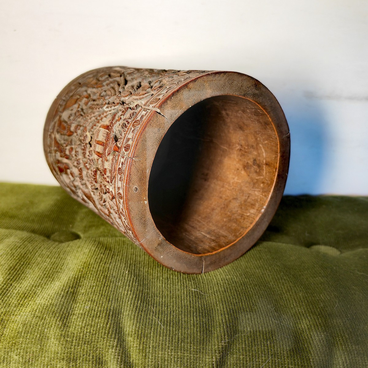 Important Pot à Pinceaux, Bitong, Bambou Sculpté, Haut Relief, Canton Chine XiXe siècle -photo-4