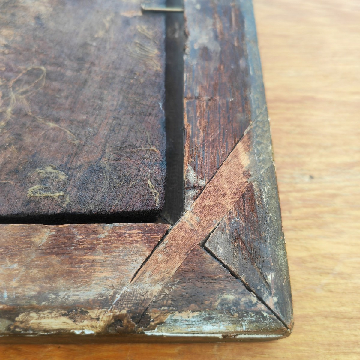 Jolie Peinture, Panneau de Bois et Cadre Bois et Stuc Doré, Scène Galante et Chat Fin XVIIIe s.-photo-1