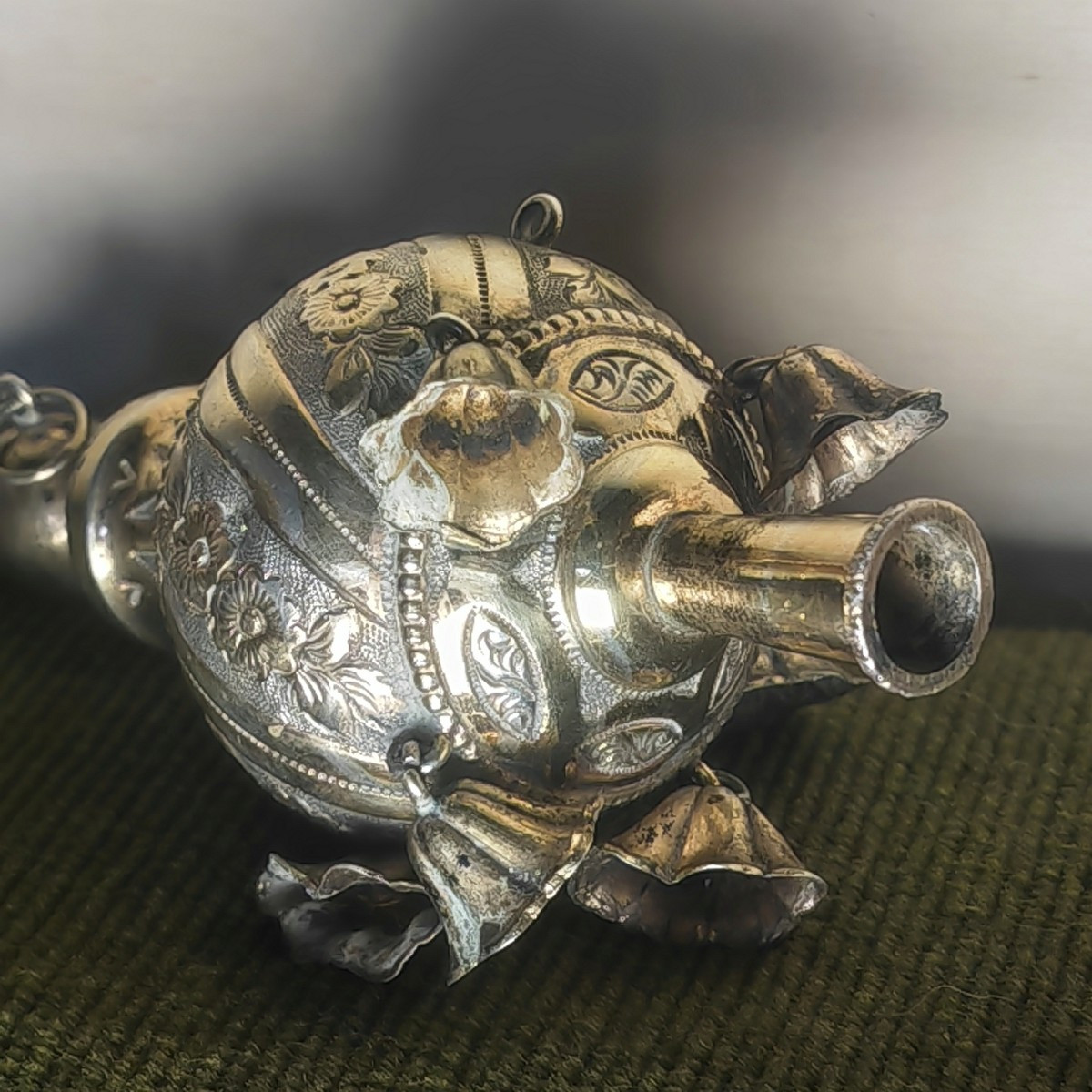 Pretty Silver & Vermeil Rattle Whistle, Floral Decor & Bells, Europe XIXth Century-photo-4