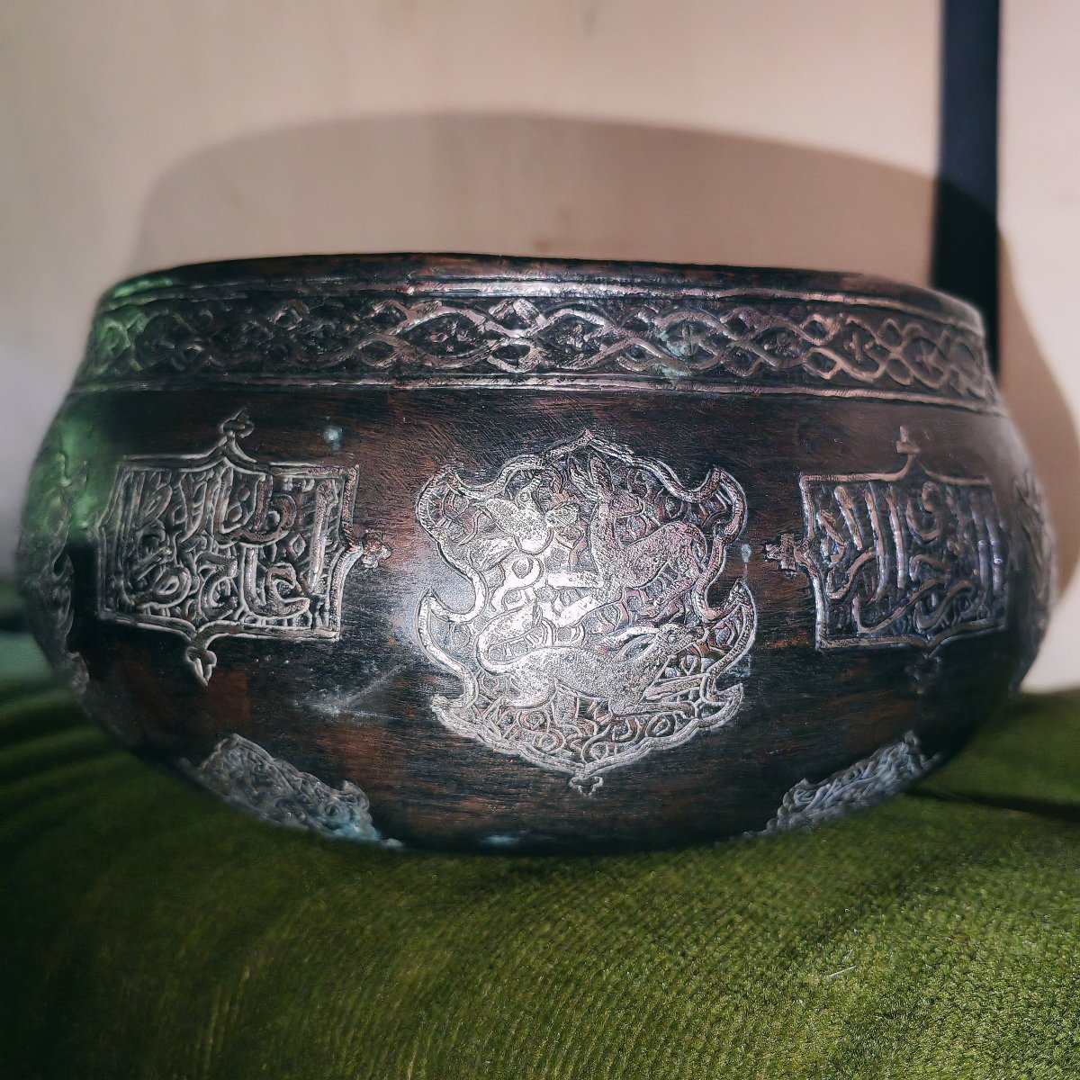High-quality Bowl-shaped Vessel, Copper &silver Inlays, Animals, Inscriptions, Iran 19thc-photo-2