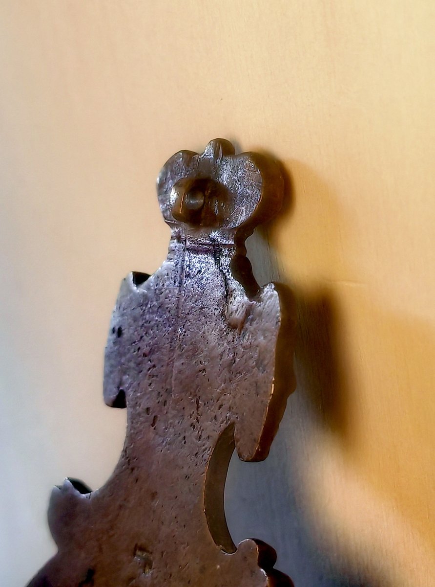 Rare Multiple Miniature Hook, Royalist Theme, Crowned Fleur-de-lis, Restoration Period-photo-3