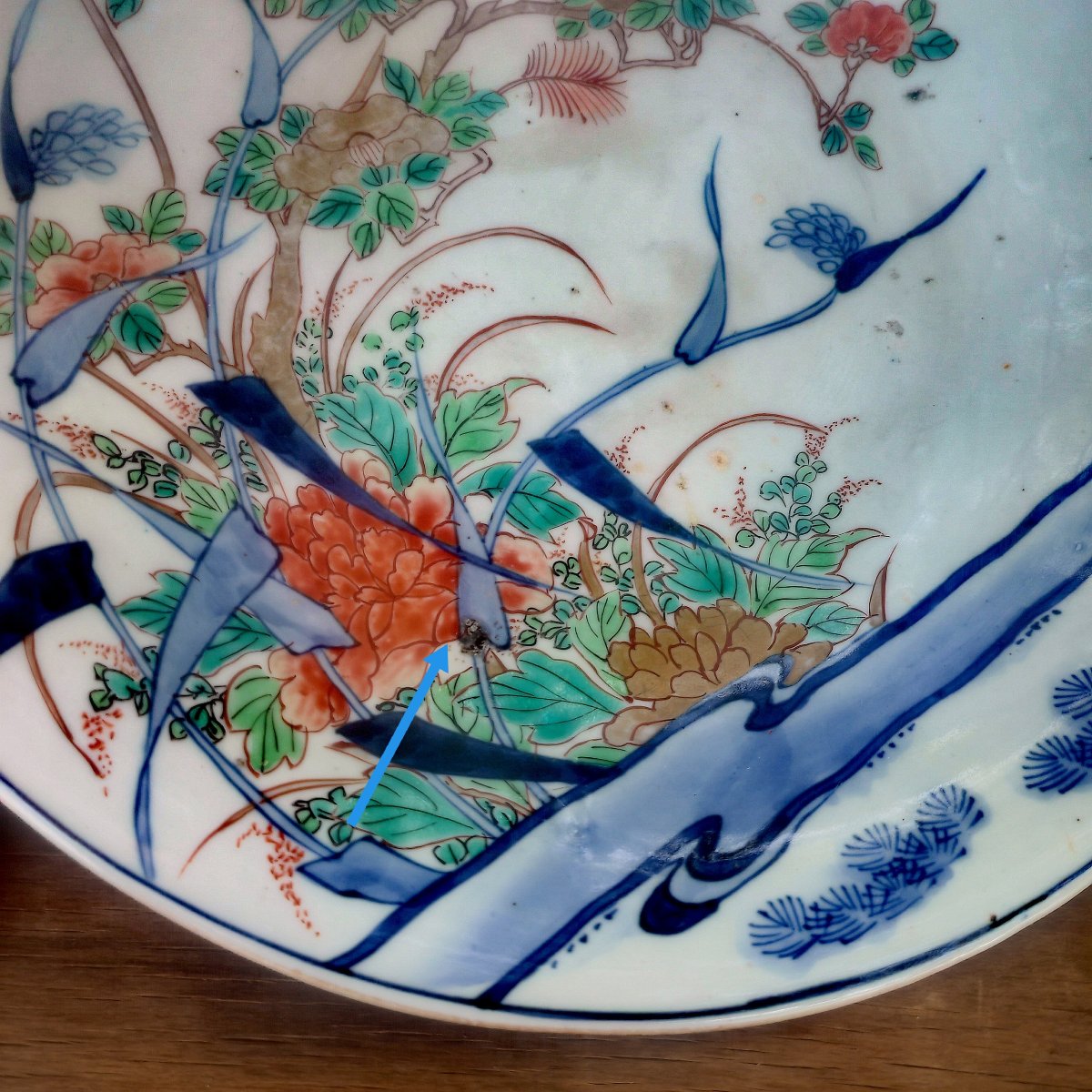 Beautiful Arita Dish, Kakiemon Design & Color, Lake Plants, Japan, Edo Period, 19th Century -photo-2