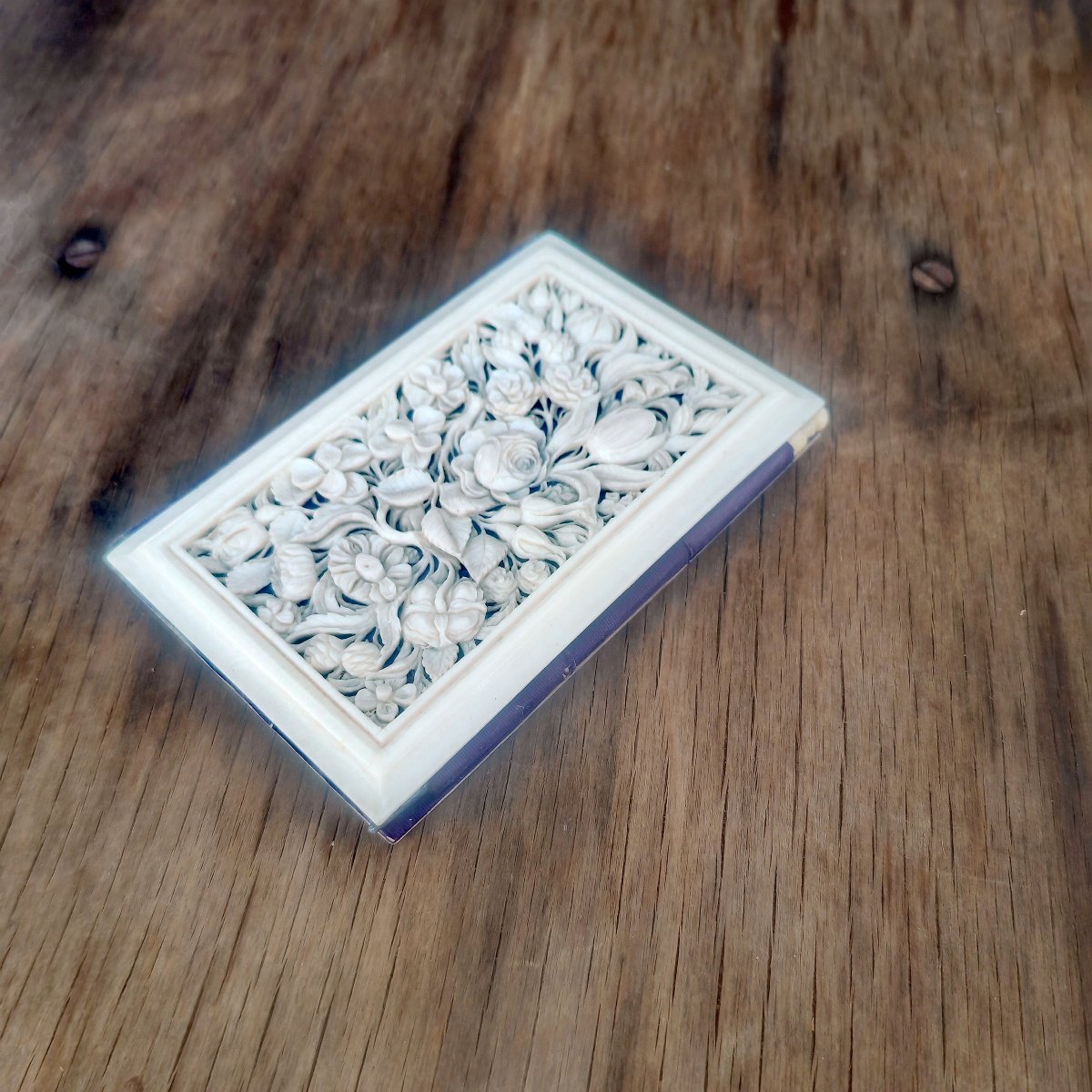 Carnet de Bal de Qualité, Complet, Sculpture Ronde Bosse, Travail Dieppois, XiXe Siècle 