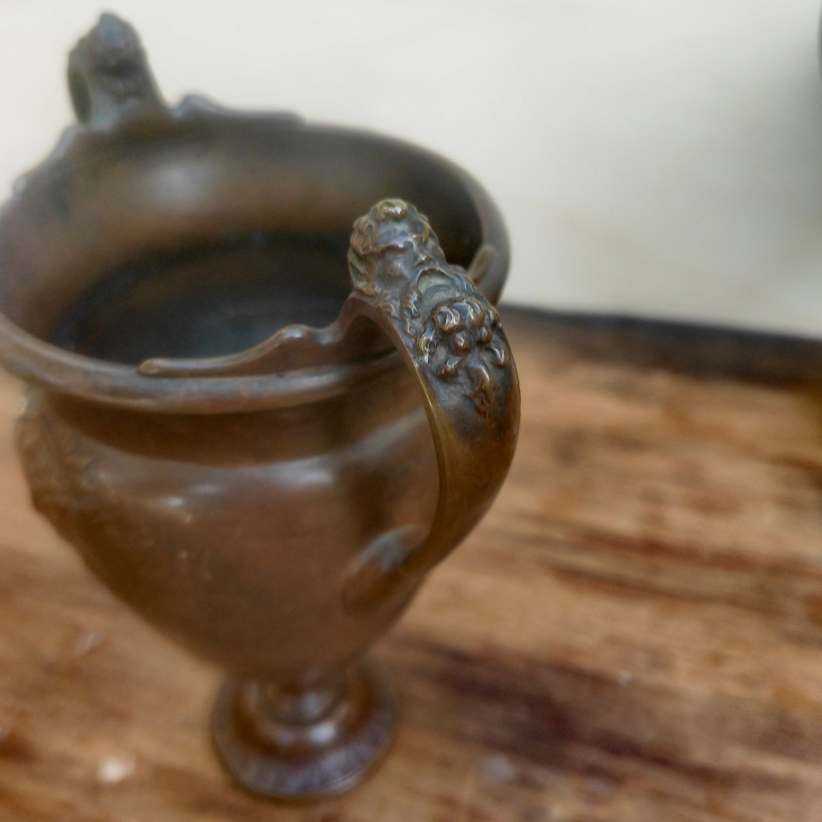 Great Pair Of Vases,  Red-brown Patina, Female Masks & Bearded Masks, Art Nouveau Period-photo-3
