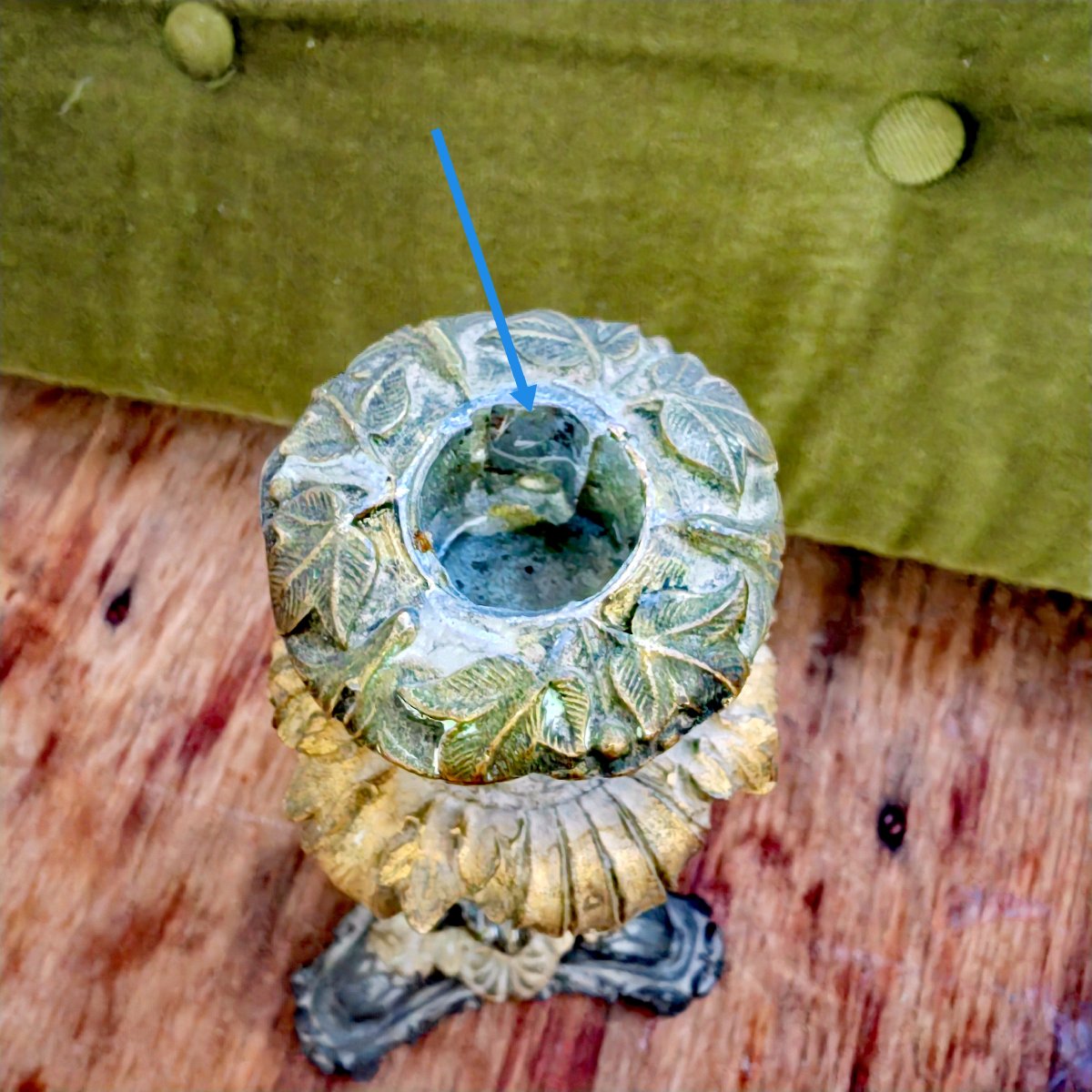 Great Bronze Candleholder, Two Patinas, Dolphins & Shells, France, Restoration Period -photo-4