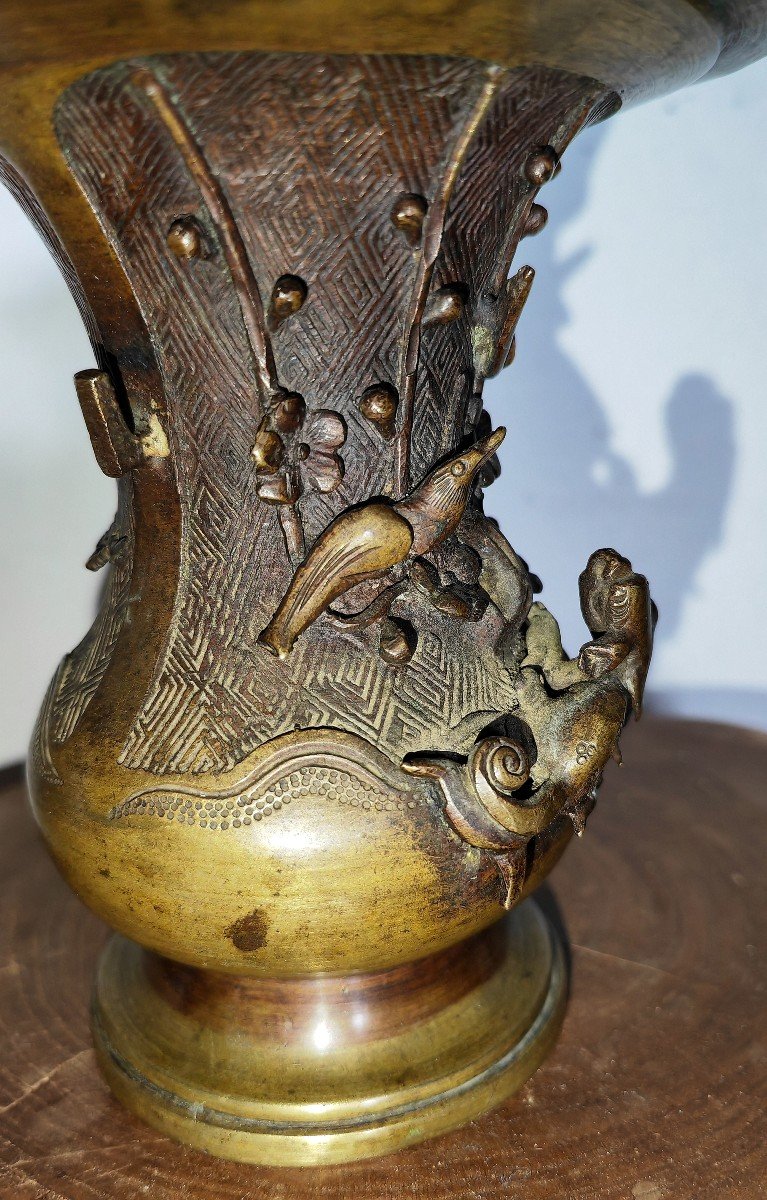 Vase En Bronze, Chine XIXe Siècle, Forme Zun, Prunus, Oiseau Et Chien De Fô-photo-3