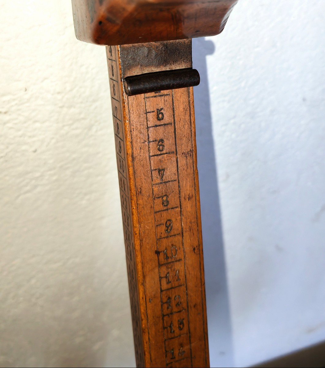 Rare Worker Item, Shoemaker Sliding Calipers, Circa 1800, Wood & Brass-photo-3