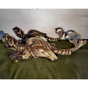 Belle Paire Éléments en Bronze Doré, Griffons, Pour Ameublement ou Patères, France XiXe siècle 