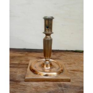 Beau Bougeoir en Bronze, Base Carrée, France, Époque Fin XVIIe Siècle