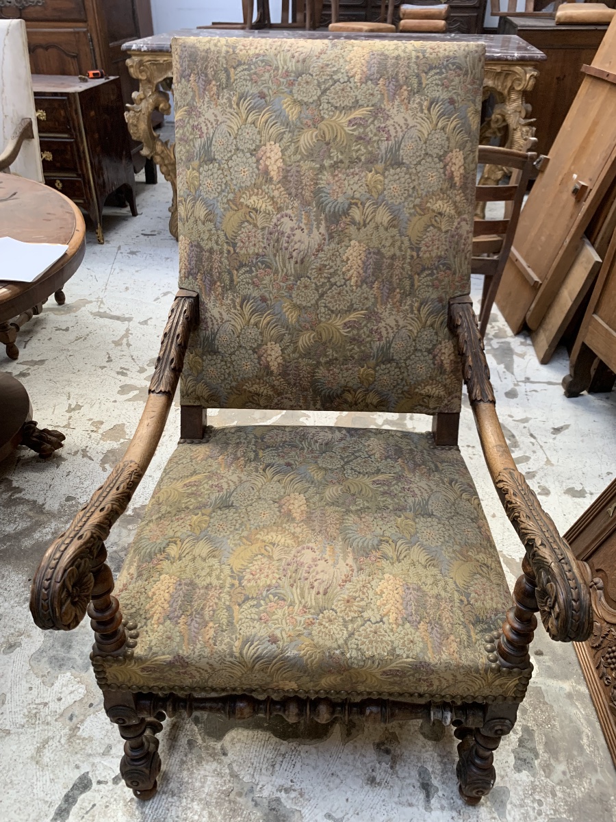 Grand  fauteuil de style Louis XIII-photo-1