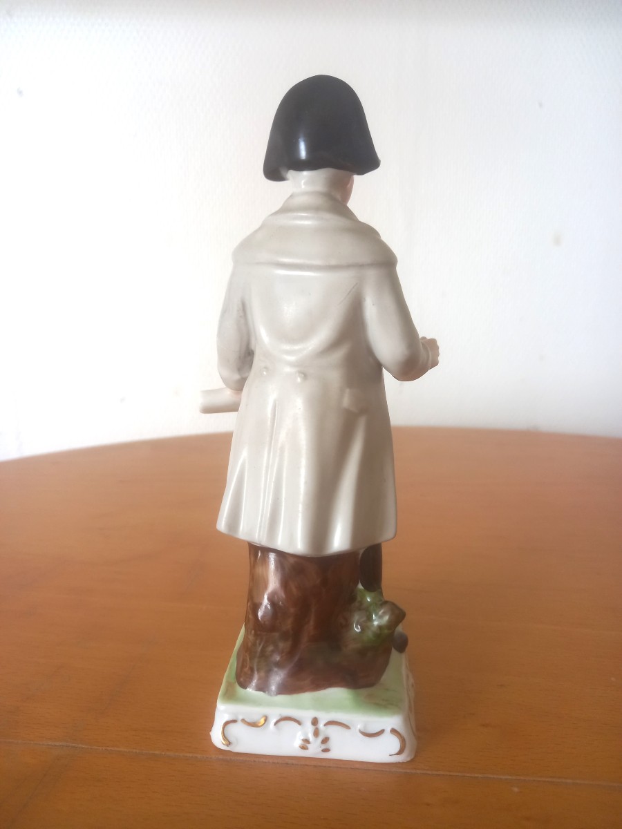 Porcelain Figurine: Capodimonte 19th Century -photo-3