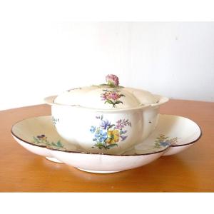 Porcelain Sugar Bowl: Chantilly XVIIIth Century.