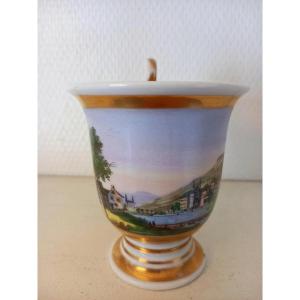 Porcelain Cup: Paris XIXth Century.
