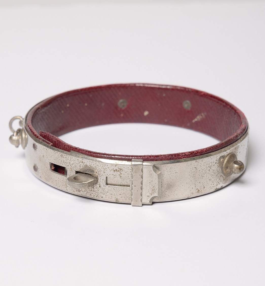 Deux colliers de chien du chateau de Mello-photo-3